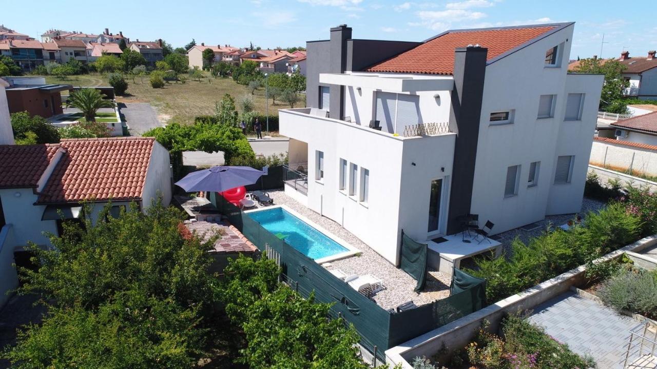Apartments Peti Pula Exterior foto